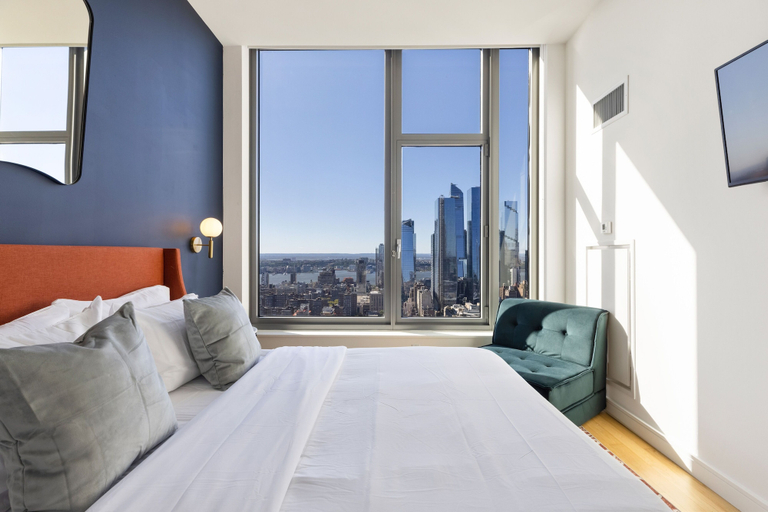 Bedroom 2, 2 Bedroom-Manhattan BIG Apple, Jersey City