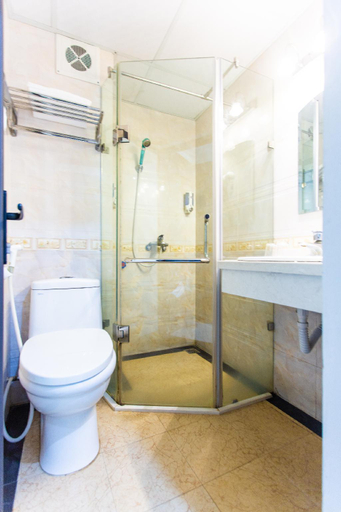 Bathroom 2