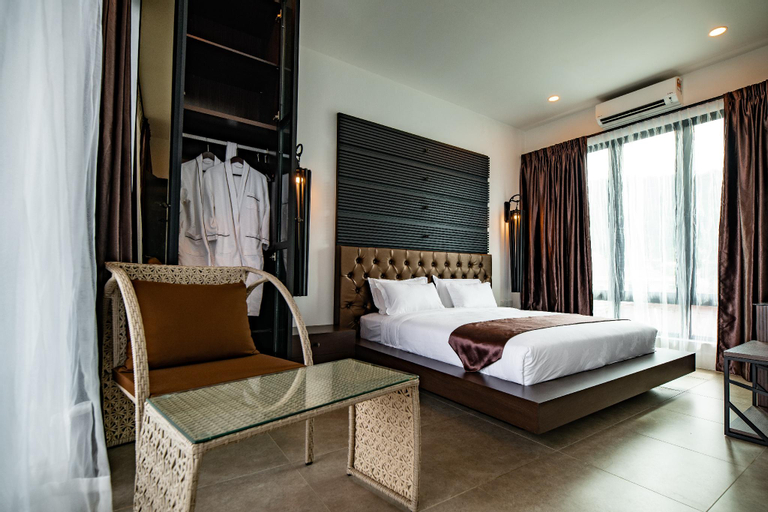 Bedroom 6