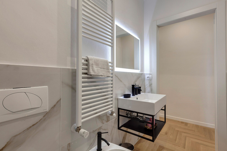 Bathroom 4, Mamo Florence - Guya Apartment, Florence