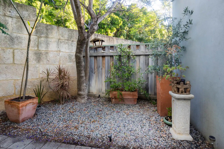 Others 5, Lovely Shenton Park Townhouse, Perth