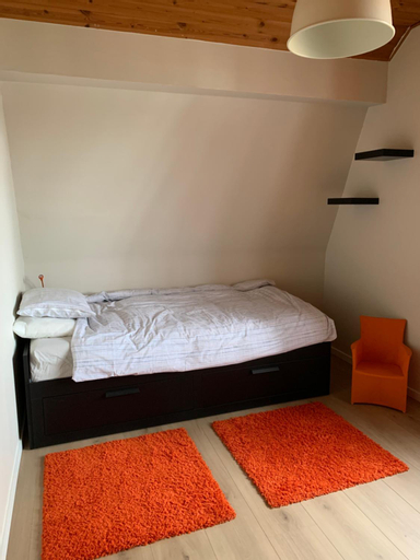 Bedroom 16