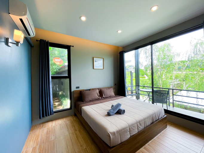 Bedroom 13