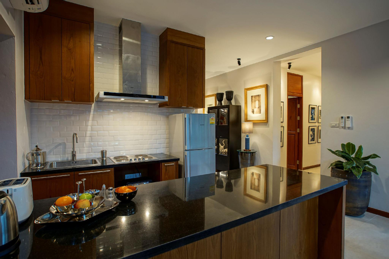 Dining Room 17