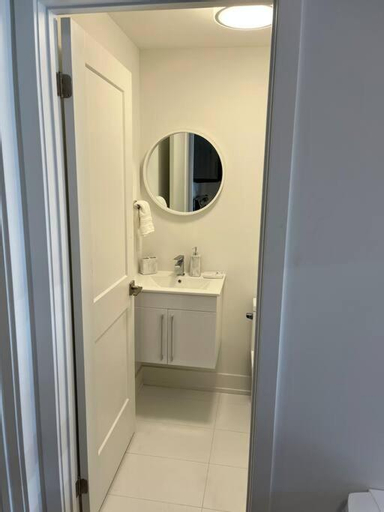 Bedroom 5, Lovely one bedroom condo with free parking, Niagara