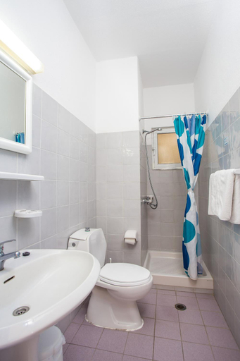Bathroom 5, Irinna, South Aegean