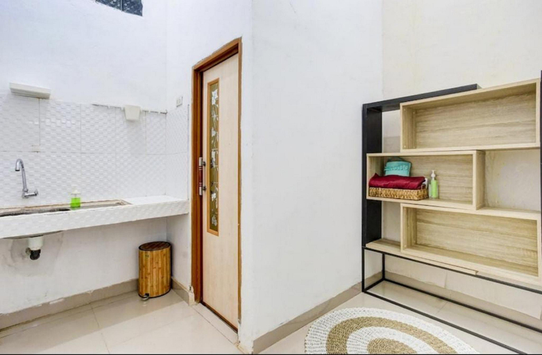 Others 5, Oemah Ratu Hostel Syariah RedPartner, Bandar Lampung