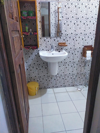 Bathroom 4, Eden Paradise Zanzibar, Kati