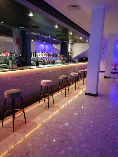 Food & Drinks 5, Pension A&E, Valencia
