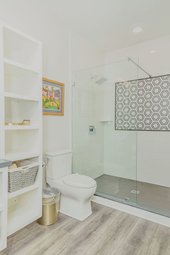 Bathroom 24