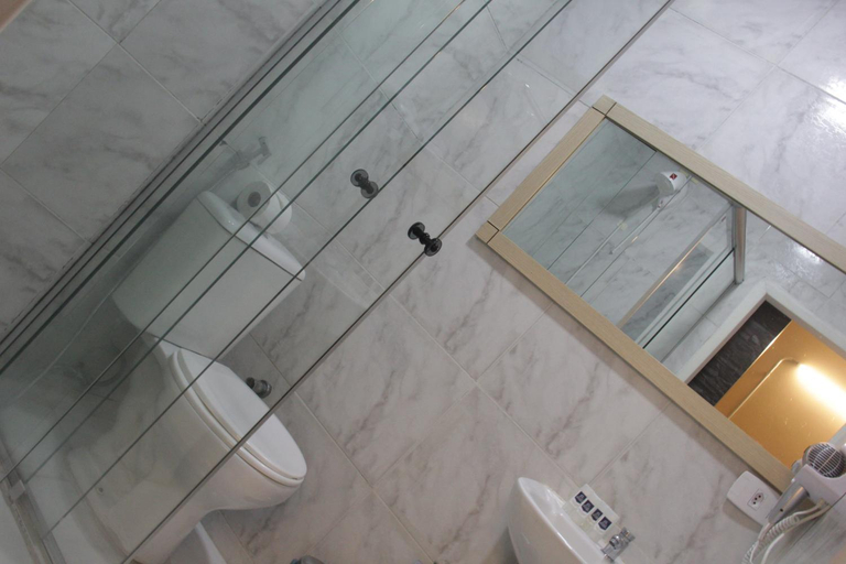 Bathroom 4, Hotel Brasília, Curitiba