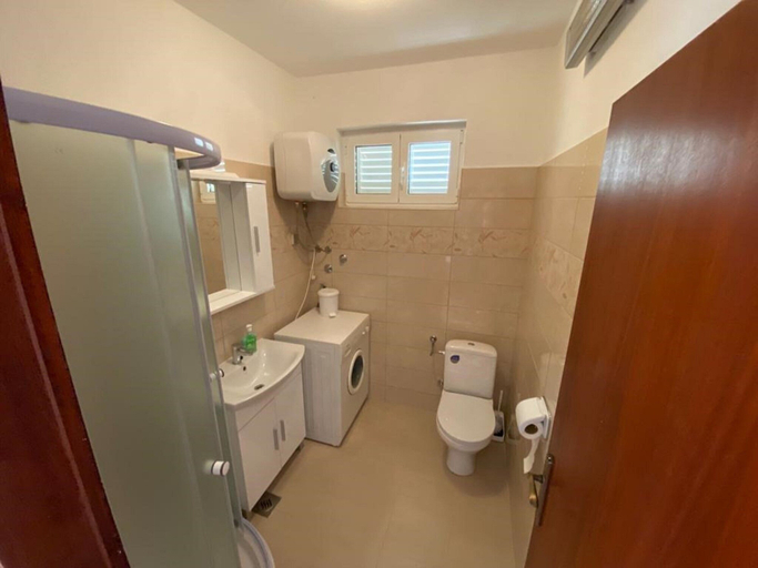 Bathroom 3, Apartment Mia, Supetar