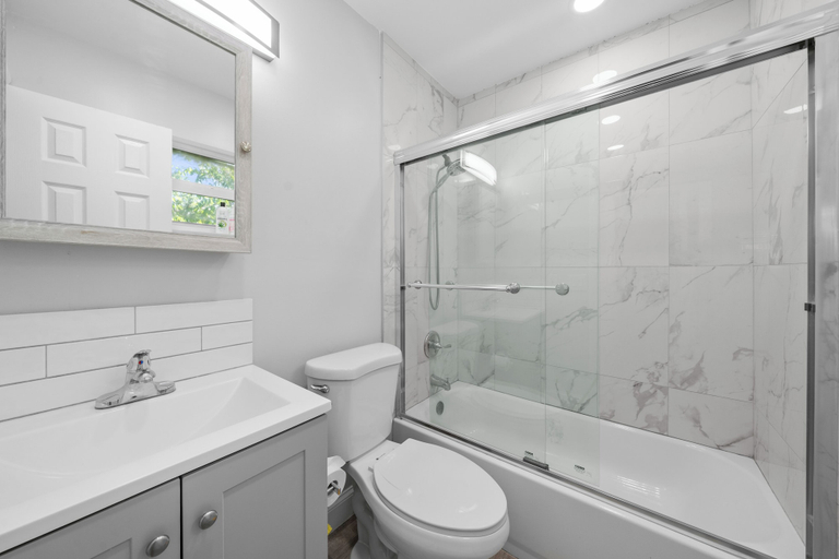 Bathroom 4, Riverbend by Lowkl, Broward