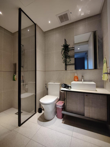 Bathroom 3, Millerz Square KL Mid Valley, Kuala Lumpur