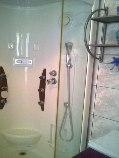 Bathroom, Apartment Roksy, Supetar