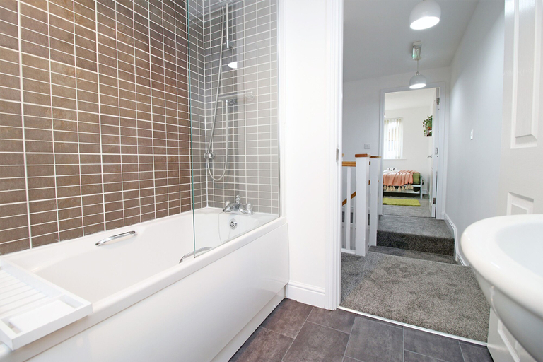 Bathroom, Isla House - Newport City Centre - Sleeps 7, Newport