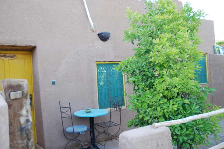 Others 4, Paradise in the southern desert Morocco, Ouarzazate