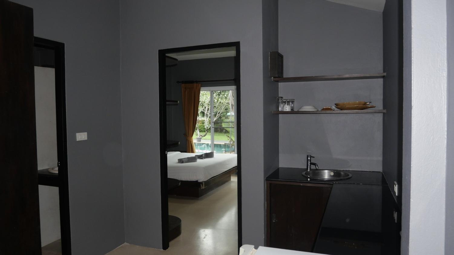 Bedroom 4, Airport Garden Hotel, Ko Samui