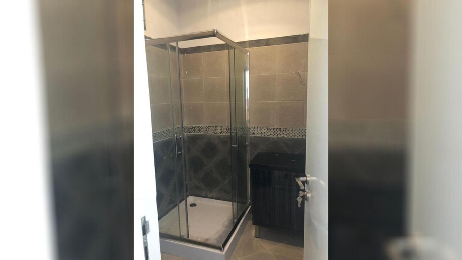 Bathroom 4, Hotel Purnama Lenggang, East Belitung