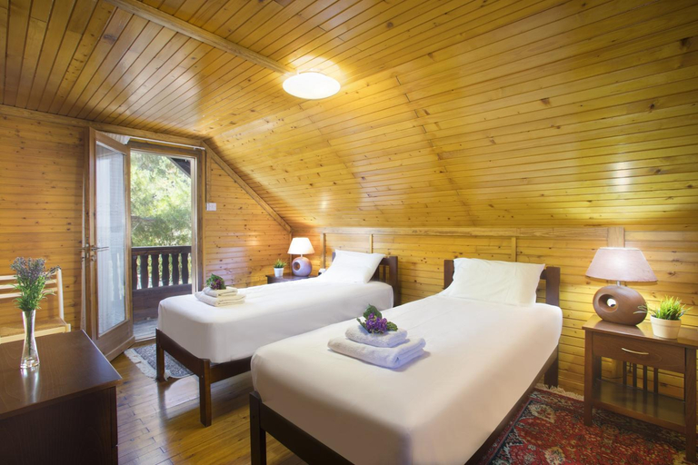 2, Ricky Chalet Near Troodos