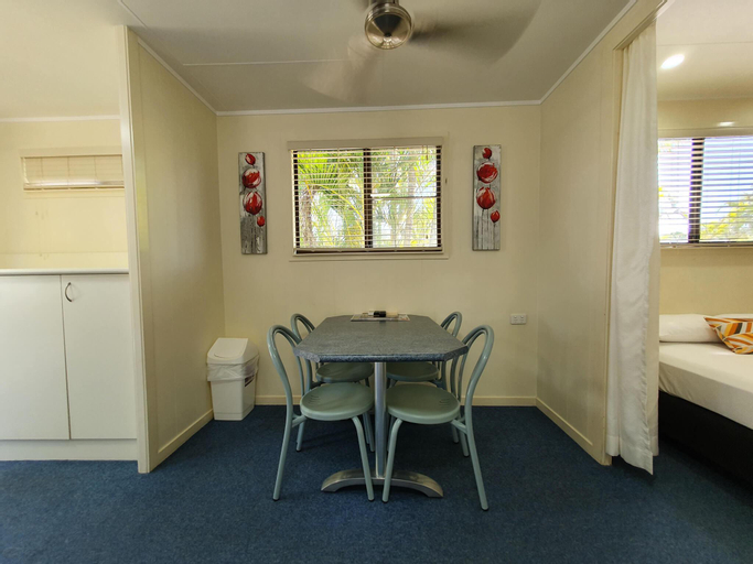 Dining Room 6