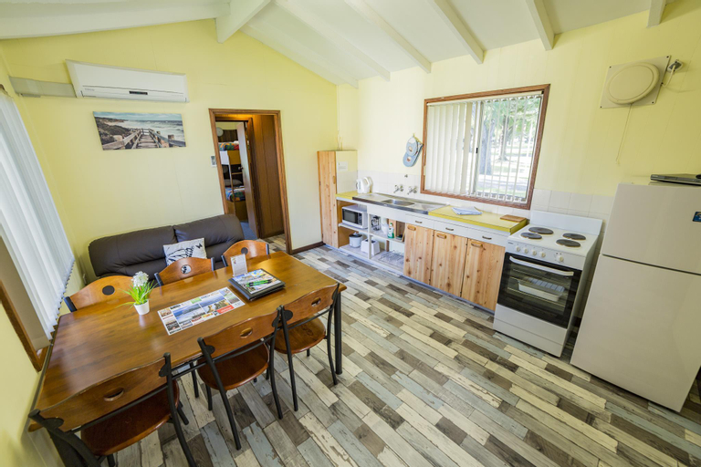 Dining Room 17