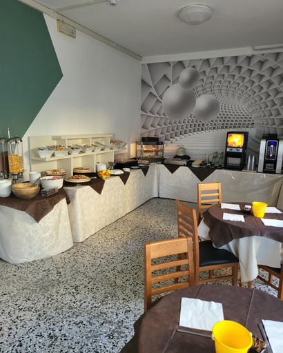 Food & Drinks 4, Viscount Riccione, Rimini
