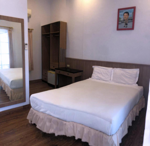 Bedroom 5, Hotel Purnama Lenggang, East Belitung
