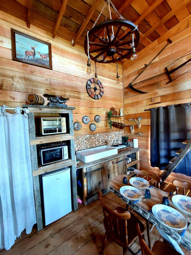 Dining Room 13
