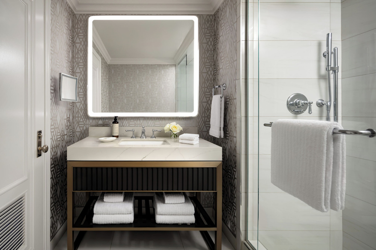 Bathroom 5, Fairmont Hotel Macdonald, Division No. 11