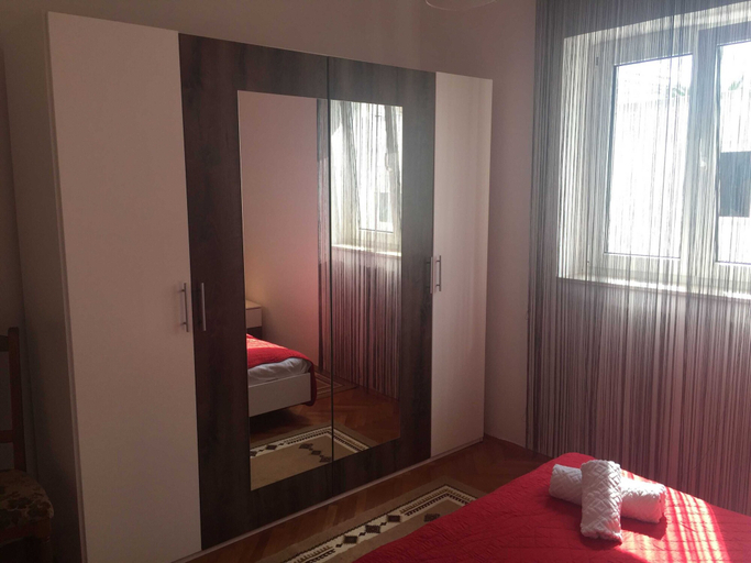 Bedroom 2, Apartments Roko, Dugi Rat