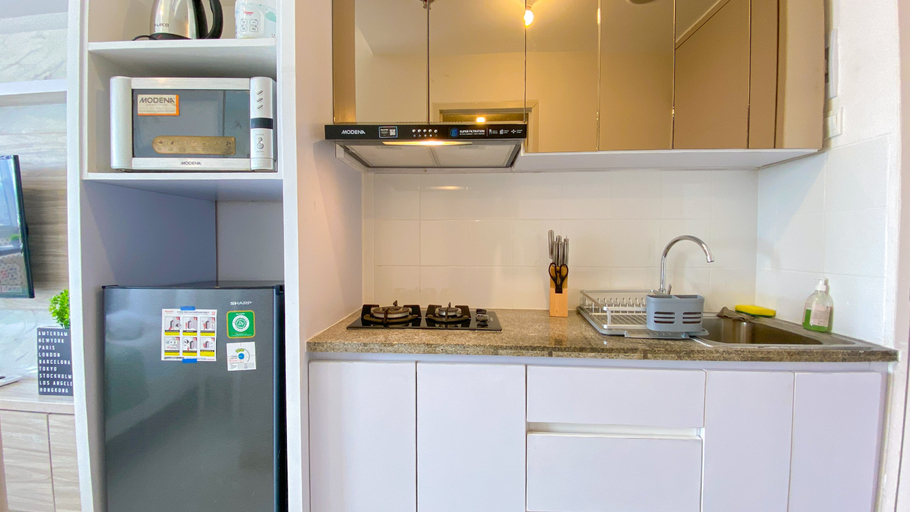 Others 4, Restful Studio Apartment at Tokyo Riverside PIK 2 By Travelio, Tangerang
