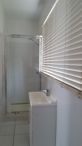 Bathroom 15
