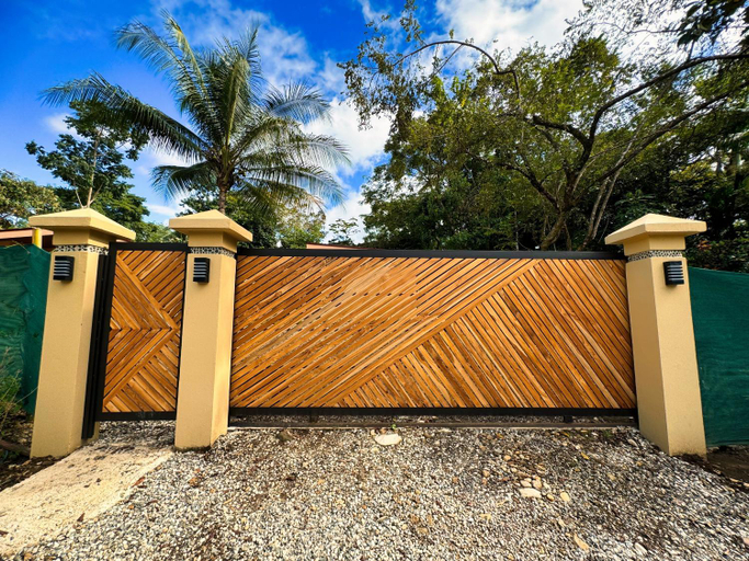 Exterior & Views 1, Pavones Point, Golfito