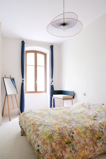Bedroom 3, Suite de l'Opéra, Allier