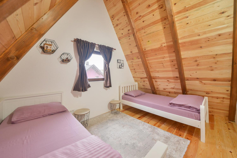 Others 5, Lux Villas Zabljak