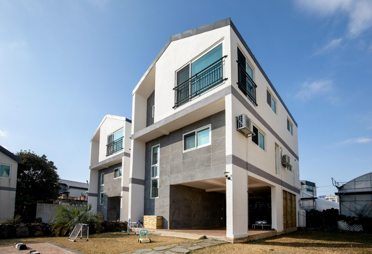 Others 2, seogwipo pyoseonhaebici pensyeon, Seogwipo