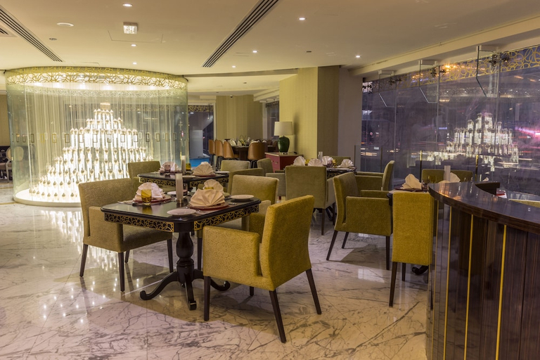 Food & Drinks 5, Gevora Hotel, Dubai