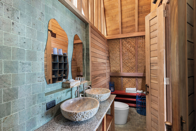 Bathroom 3