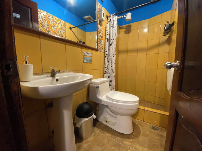 Bathroom 3, Manso Boutique Guesthouse, Guayaquil