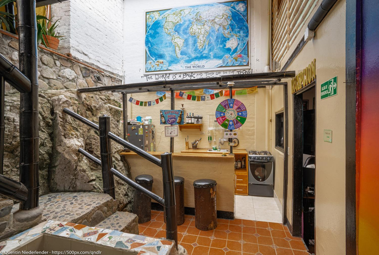 Others 4, Hostal Bambu, Isnos