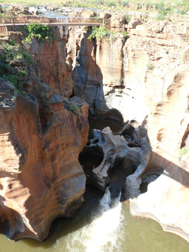 Others 3, Joy River Backpackers, Ehlanzeni