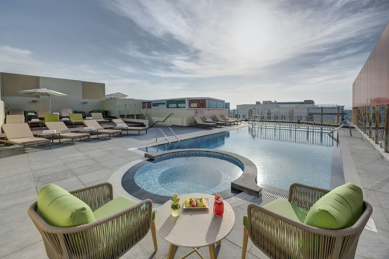 Sport & Beauty 4, Al Khoory Urban Hotel, Dubai
