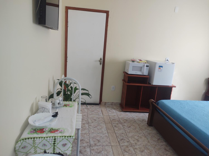 Others 4, QUARTO CONFORTAVEL COM GARAGEM, Holambra