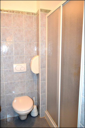 Bathroom 3, Hotel Anfora, Livorno