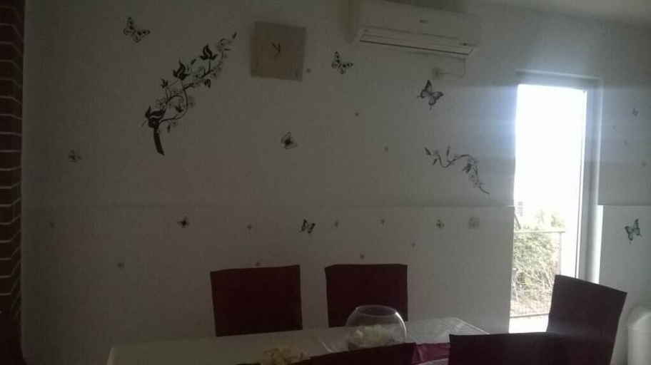 Others 4, Apartment Roksy, Supetar