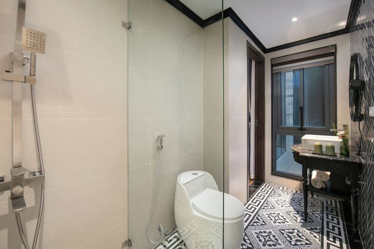 Bathroom 5, Hanoi Le Chateau Hotel & Spa, Hoàn Kiếm