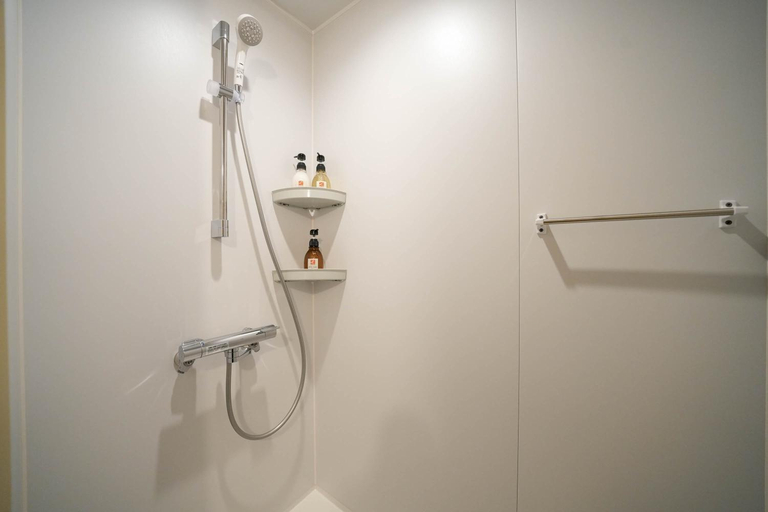 Bathroom 3, Green Room Hotel, Sapporo