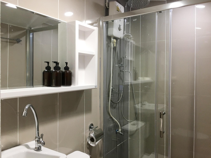 Bathroom 4