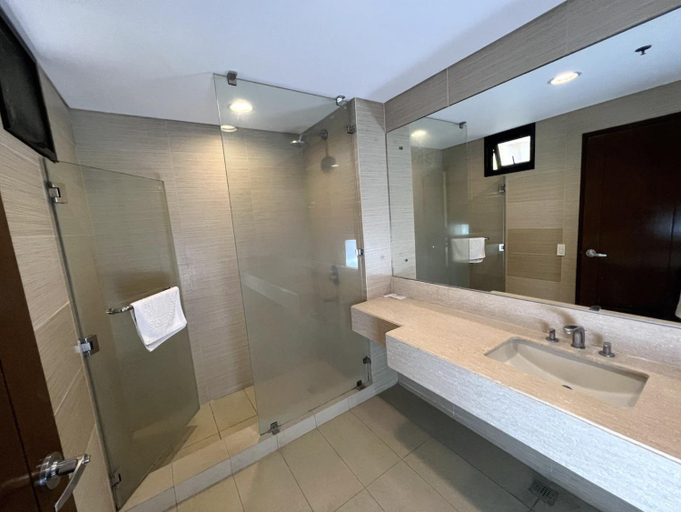 Bathroom, Anvaya Cove Short Term Rental Condos, Morong